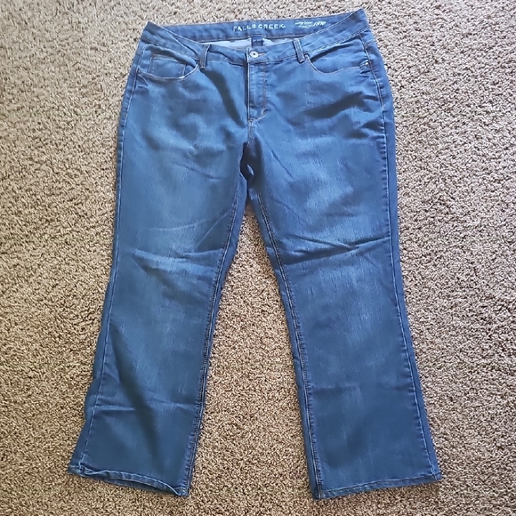 Falls Creek Women's Classic Blue Boot Cut Jeans - Picture 1 of 3